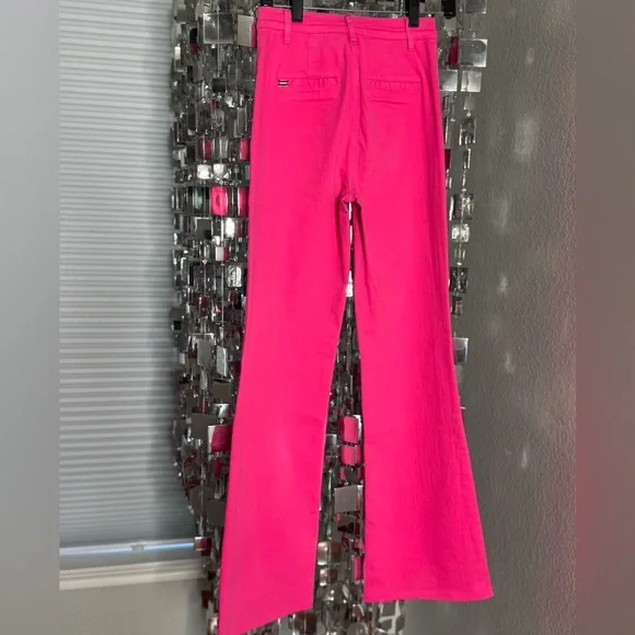 Alice + Olivia Jeans - Picture 5 of 9